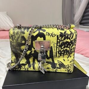 DKNY
